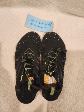 Sport D Mishansa Black Water Shoes With Multicolor Soles Size 36